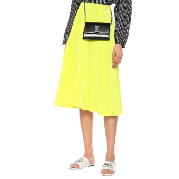 Balenciaga White Leather Oval BB Slides in 38 - Picture 10 of 10